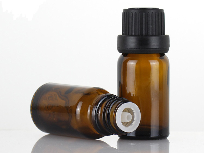 What to Use to Package Essential Oils? Best Glass Essential Oil Bottles