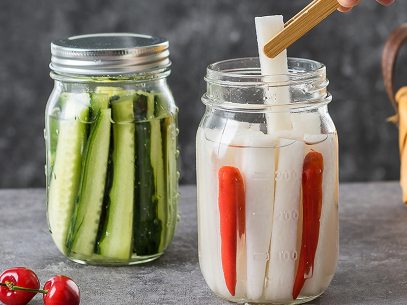 Mason Jars With Scale